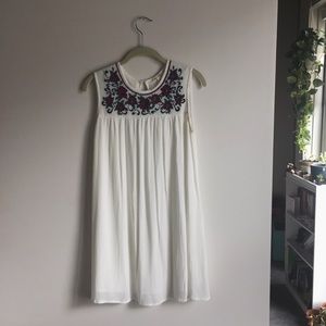 ✨ last chance! • white floral dress • francesca’s